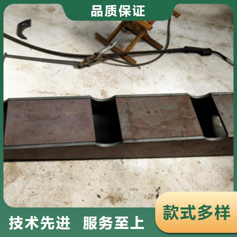 桥梁护栏-【方管防撞护栏】应用范围广泛