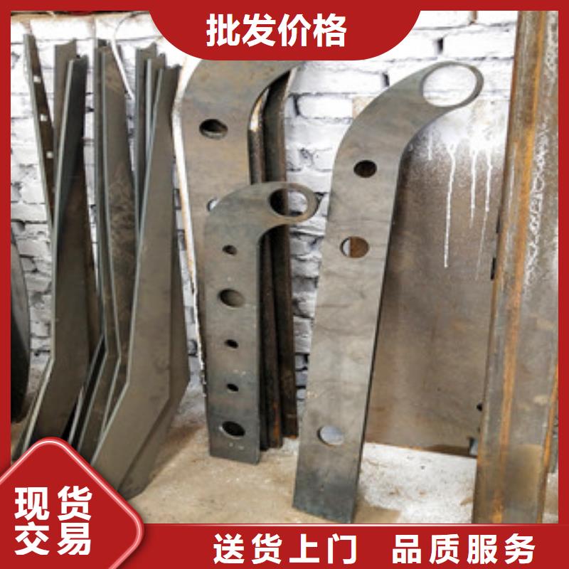 护栏复合管桥梁护栏原料层层筛选