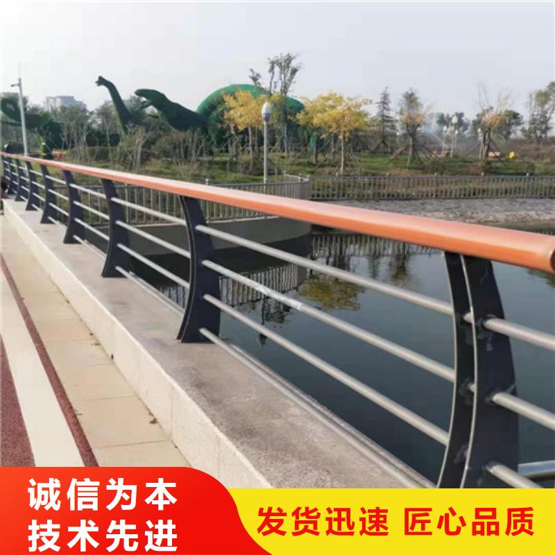 市政护栏产品实拍图