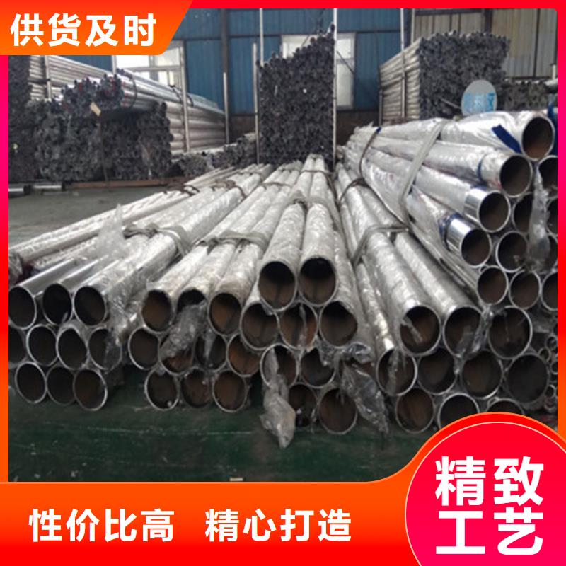 市政护栏产品实拍图