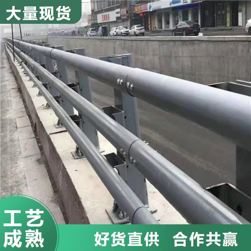 公路防撞护栏结实耐用