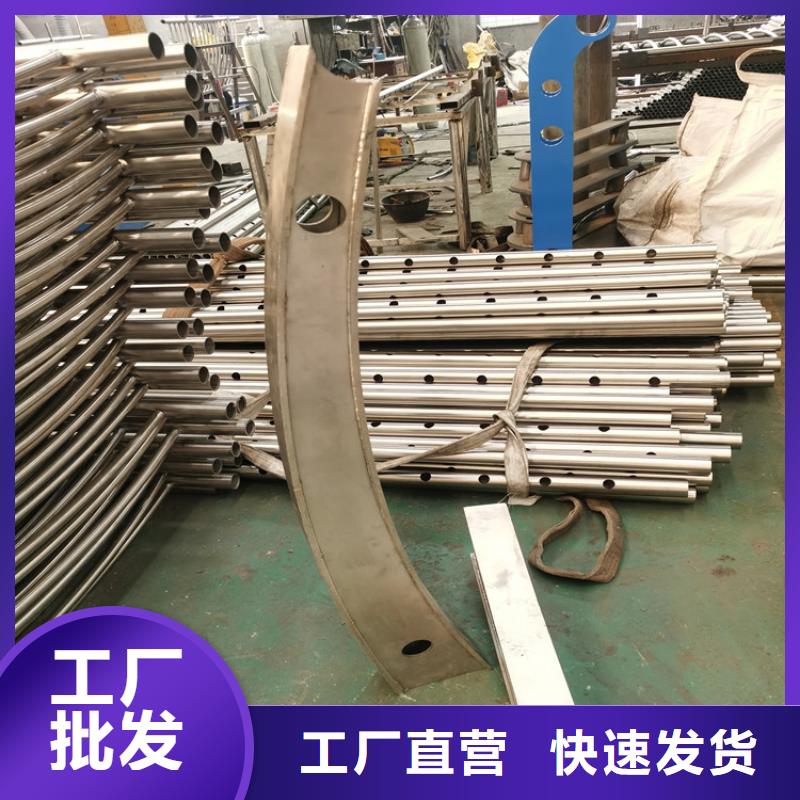 方管桥梁防撞立柱光洁度好快速发货