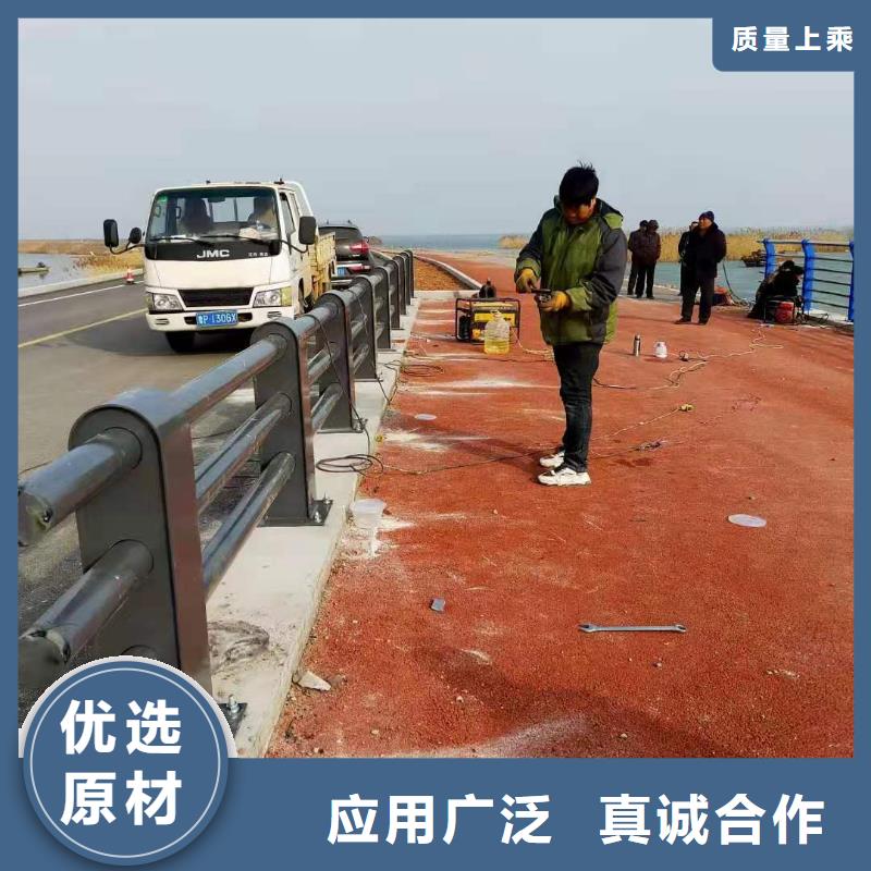 灯光景观护栏厂家防撞护栏立柱精选货源