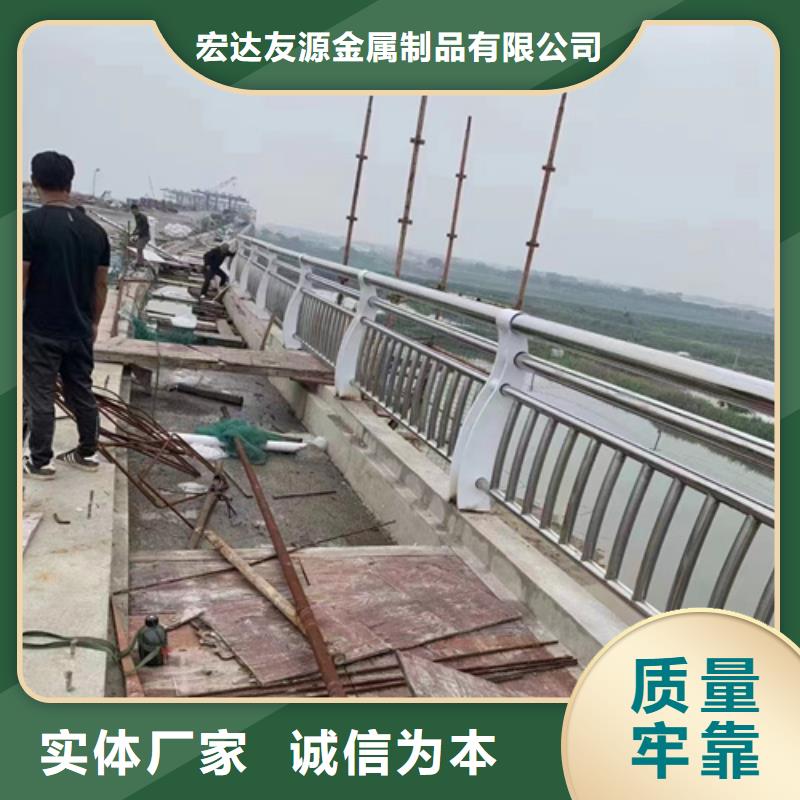 碳素钢河道桥梁栏杆厂家规格齐全