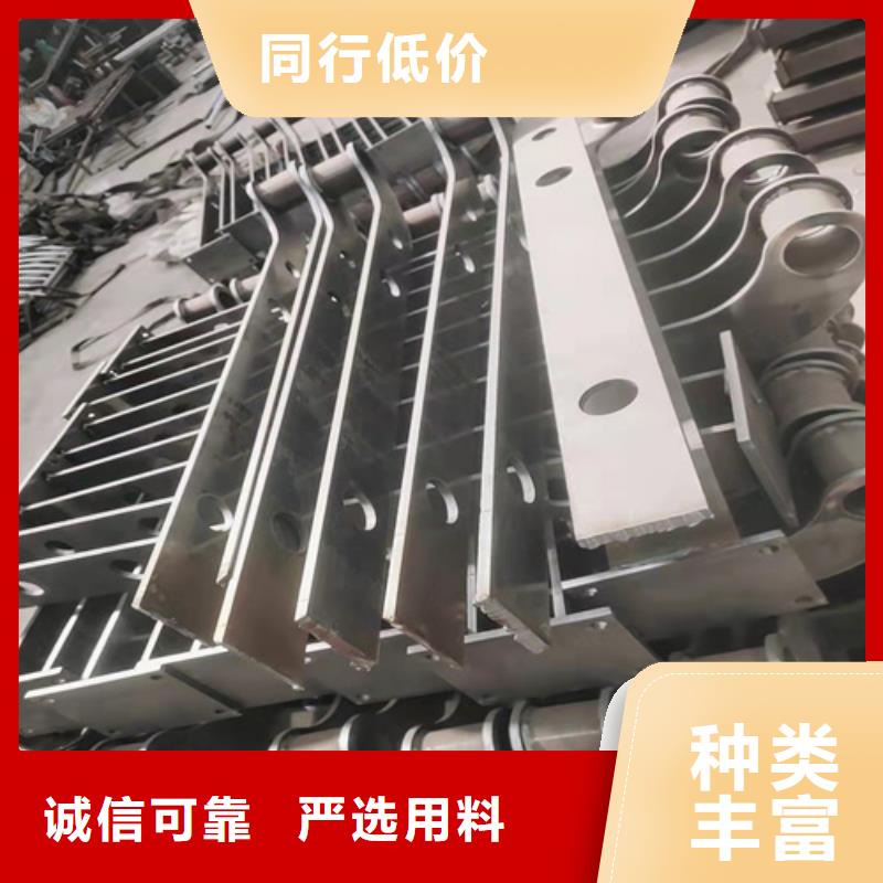 的防撞护栏板生产厂家