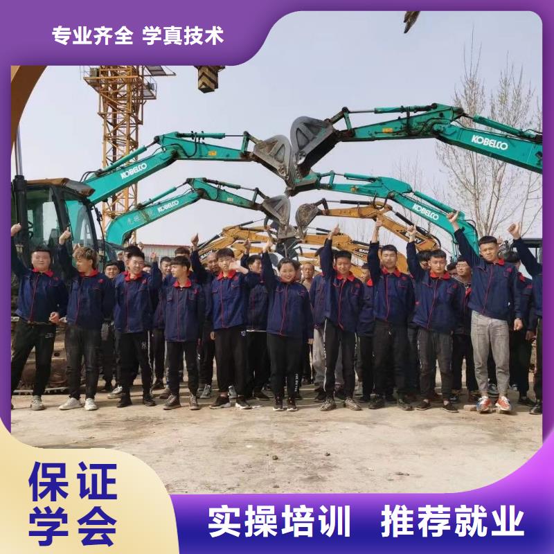 挖掘机操作_【虎振学校报名地址】全程实操
