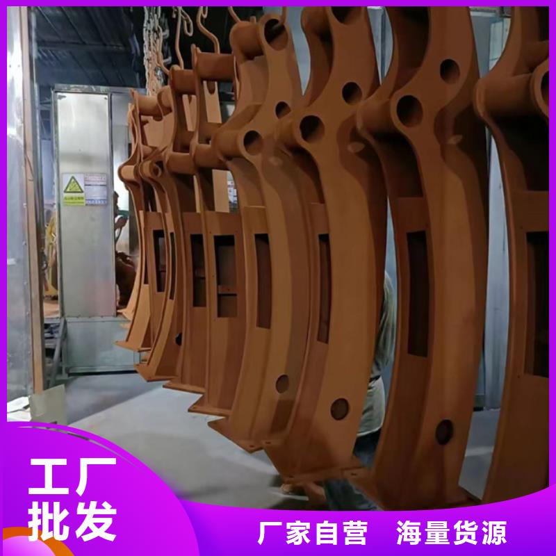 为您提供人行横道隔离栏
厂家