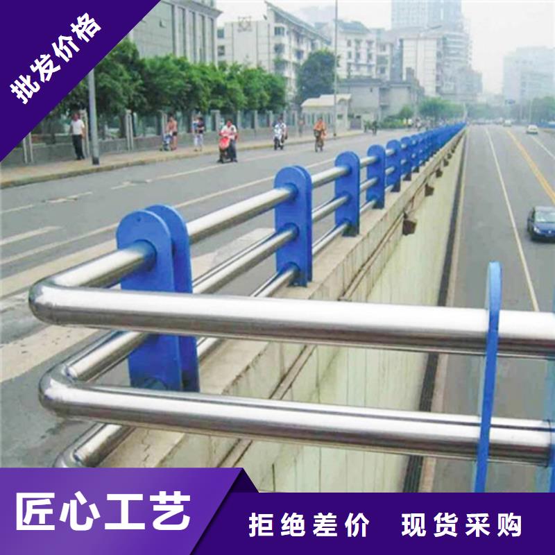 喷塑立柱稳固结实