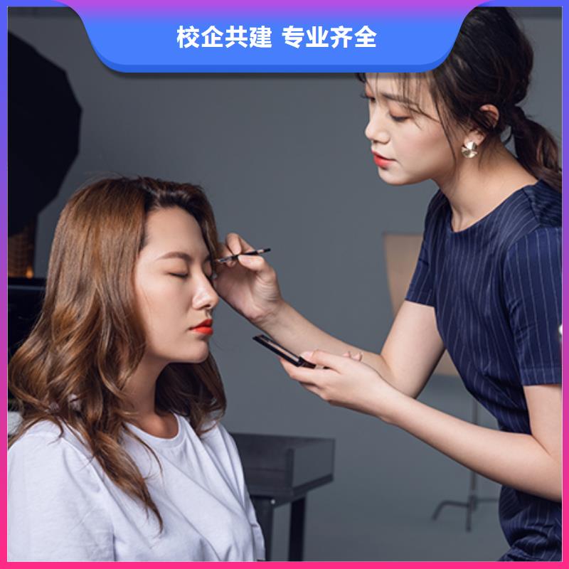 河南禧年美容学校学期
