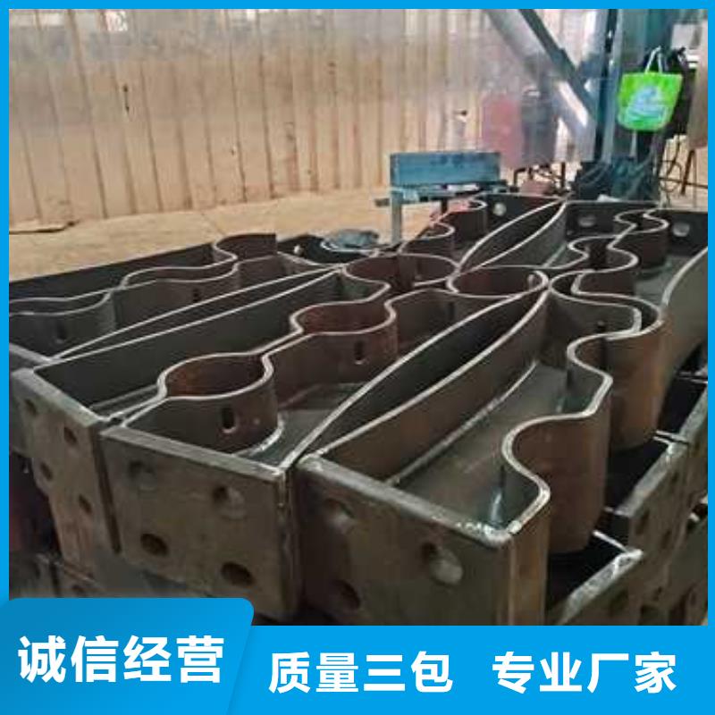 景区LED灯光护栏、景区LED灯光护栏厂家直销-找聚晟护栏制造有限公司
