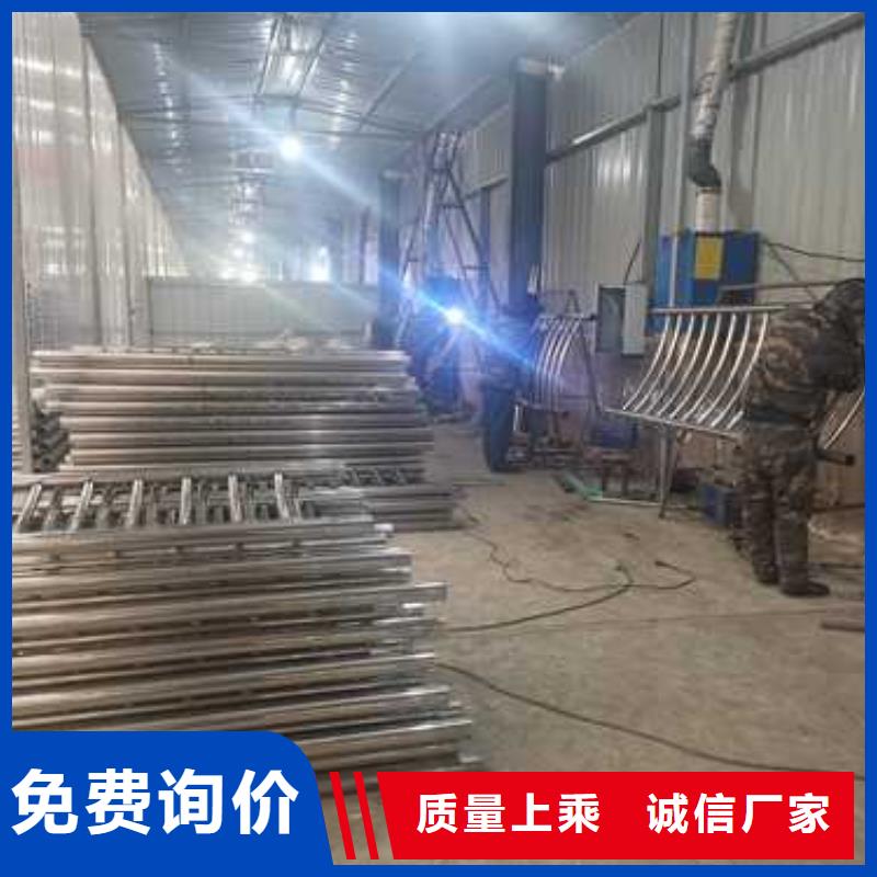 防撞护栏钢立柱可按需求量身定制