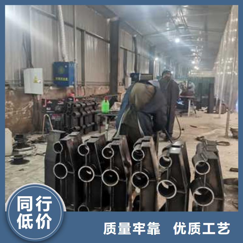 优质的东方市不锈钢复合管道路护栏厂家