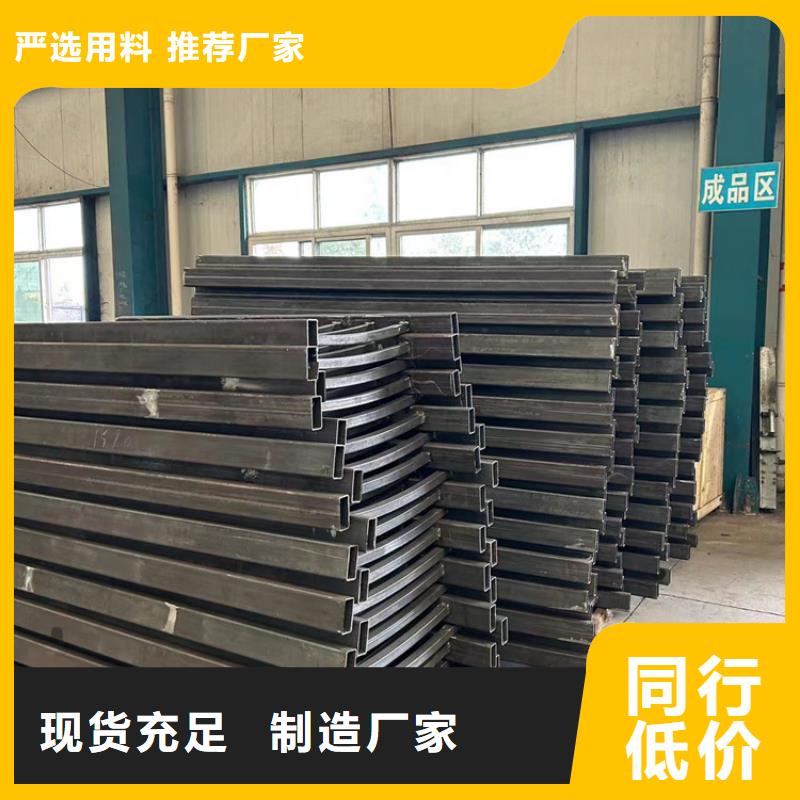 道路护栏_防撞护栏实力雄厚品质保障