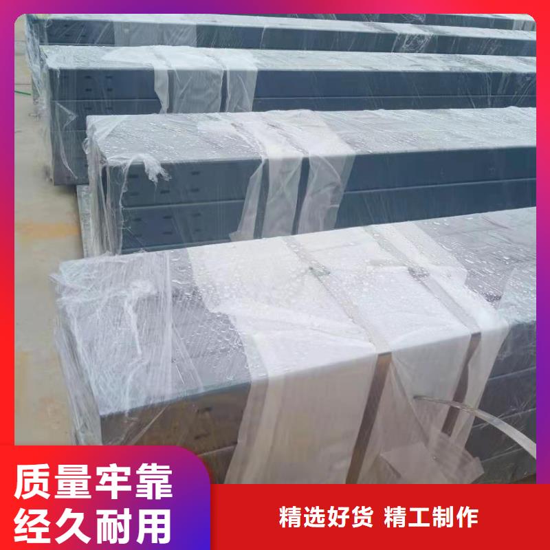 防撞护栏,镀锌波形护栏严格把控质量