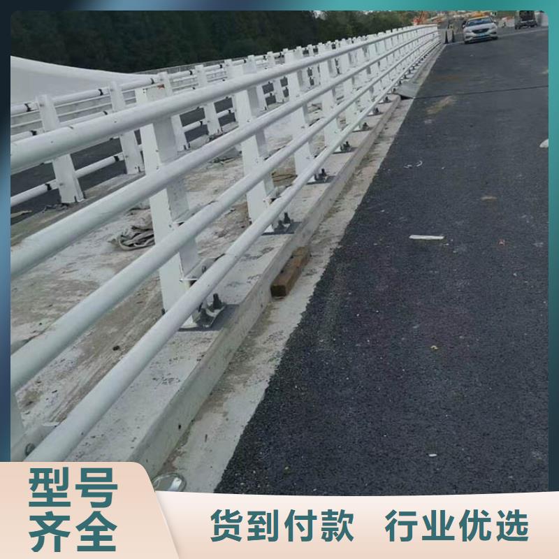 桥梁护栏-不锈钢立柱精致工艺