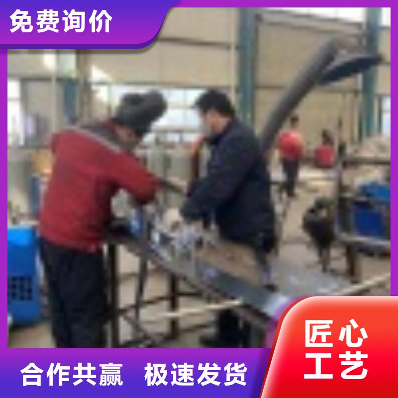 桥梁防护栏杆厂家好货不怕比