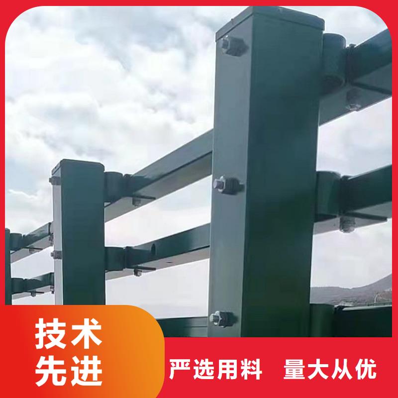 【不锈钢复合管护栏】,河道护栏厂家拥有先进的设备