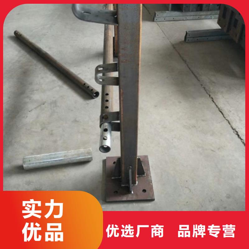 景观防撞护栏立柱工艺精湛