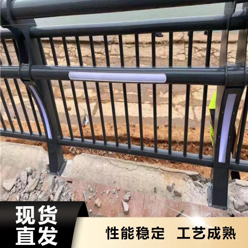 灯光景观护栏团队