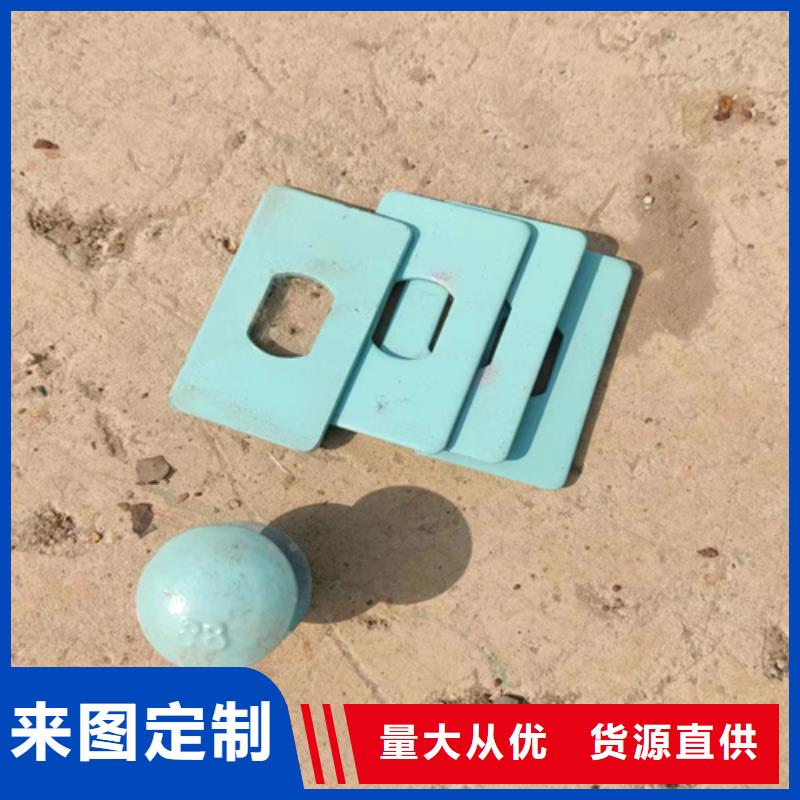 三横梁桥梁护栏每公里多少钱？