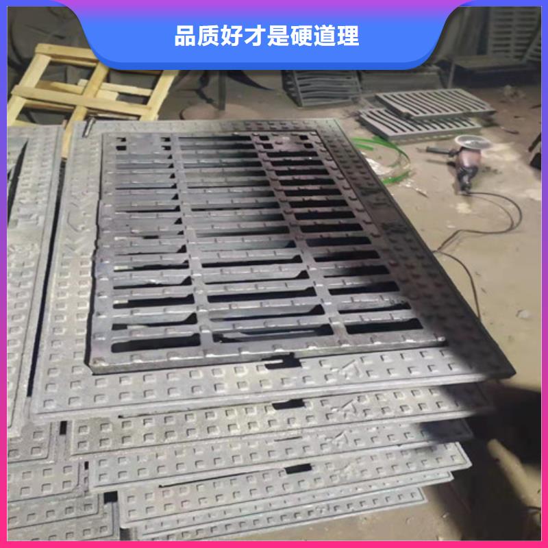 700*900双层球墨铸铁井盖生产厂家+