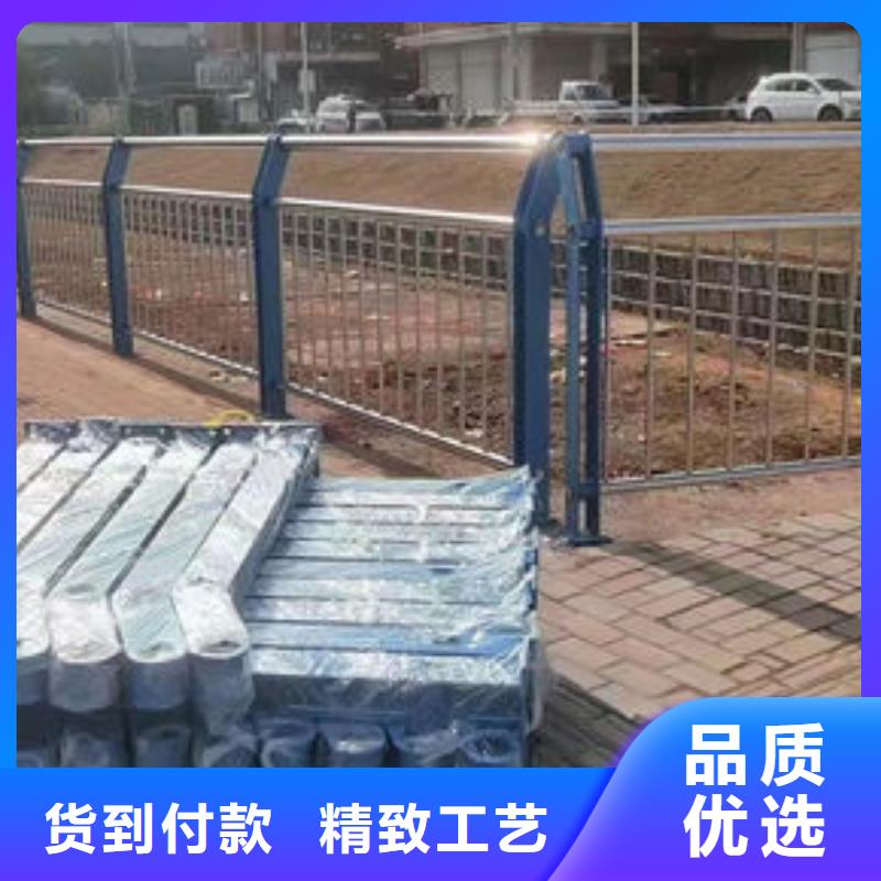 镀锌护栏立柱量大从优