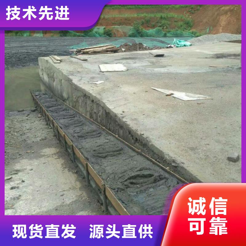 湖北淤泥改性固化剂黒臭水体环境治理图片